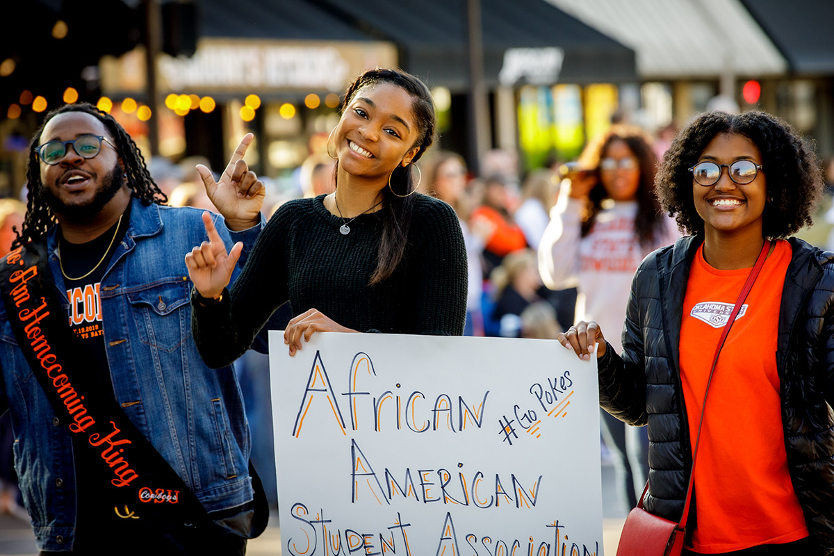 BlackHistoryMonth: Commemorating our pioneer Black student-athletes