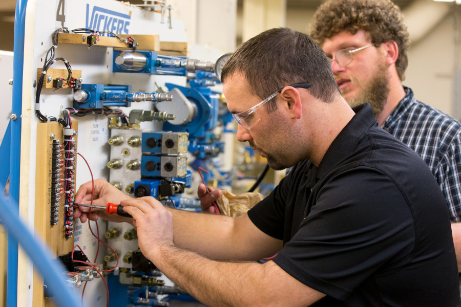 Electrical Engineering Technology | Oklahoma State University